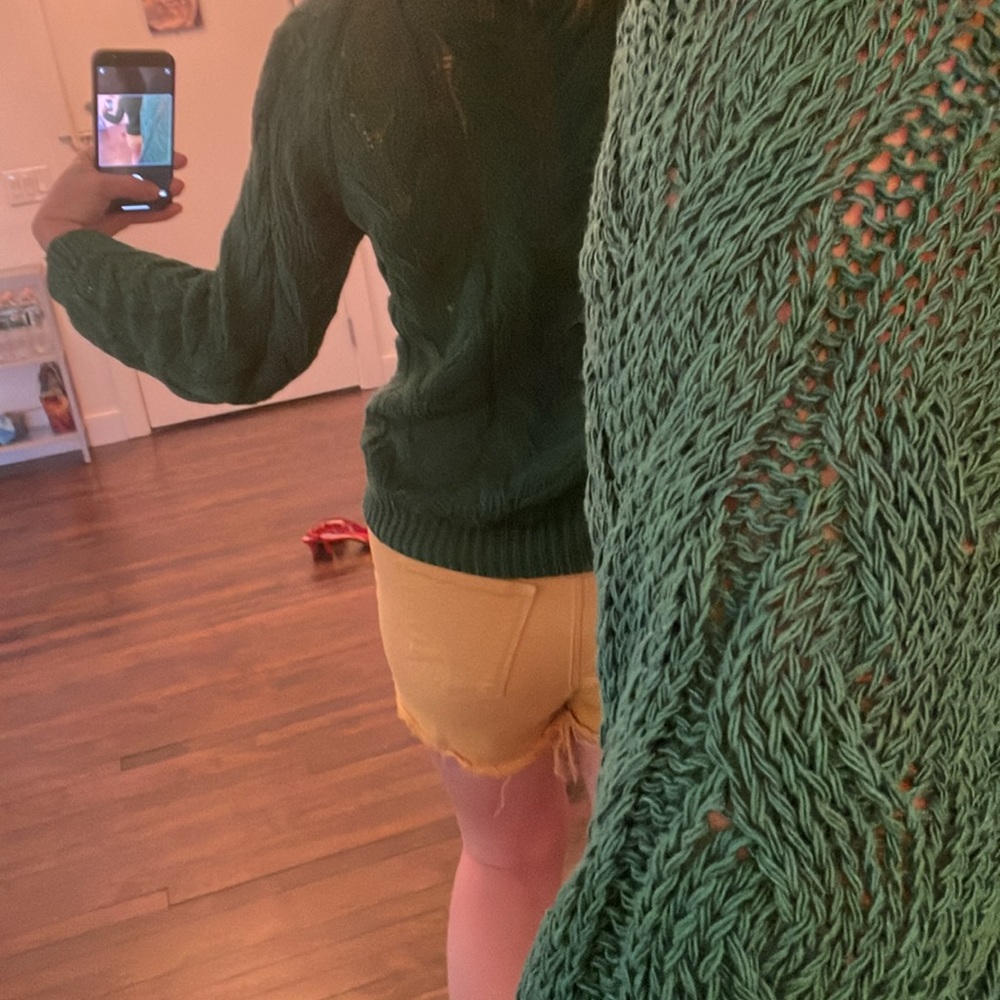 Shorts - Picture 3 of 5